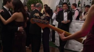How I Met Your Mother - 8x13 Band or DJ?