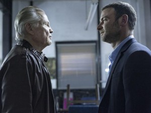 Ray Donovan - 1x01 The Bag or The Bat