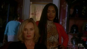 American Horror Story - 3x02 Boy Parts