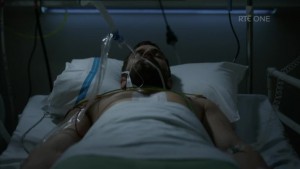 The Fall - 3x01 Silence and Suffering