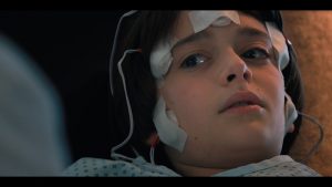 Stranger Things - 2x01 MADMAX