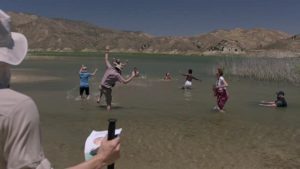 Camping – 1x01 Pilot