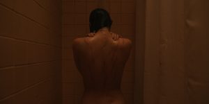 Servant - 3x01 Donkey
